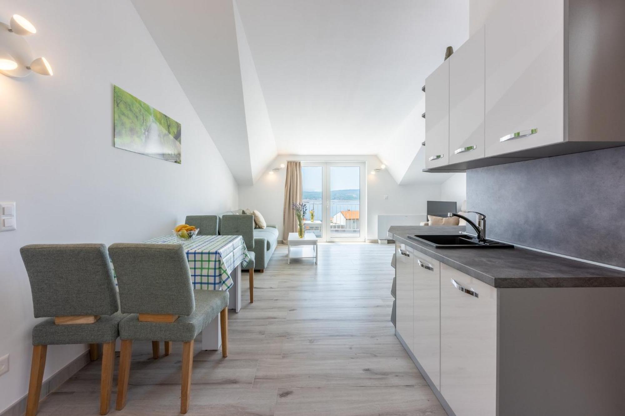 Apartments Sunshine D Цриквеница Экстерьер фото