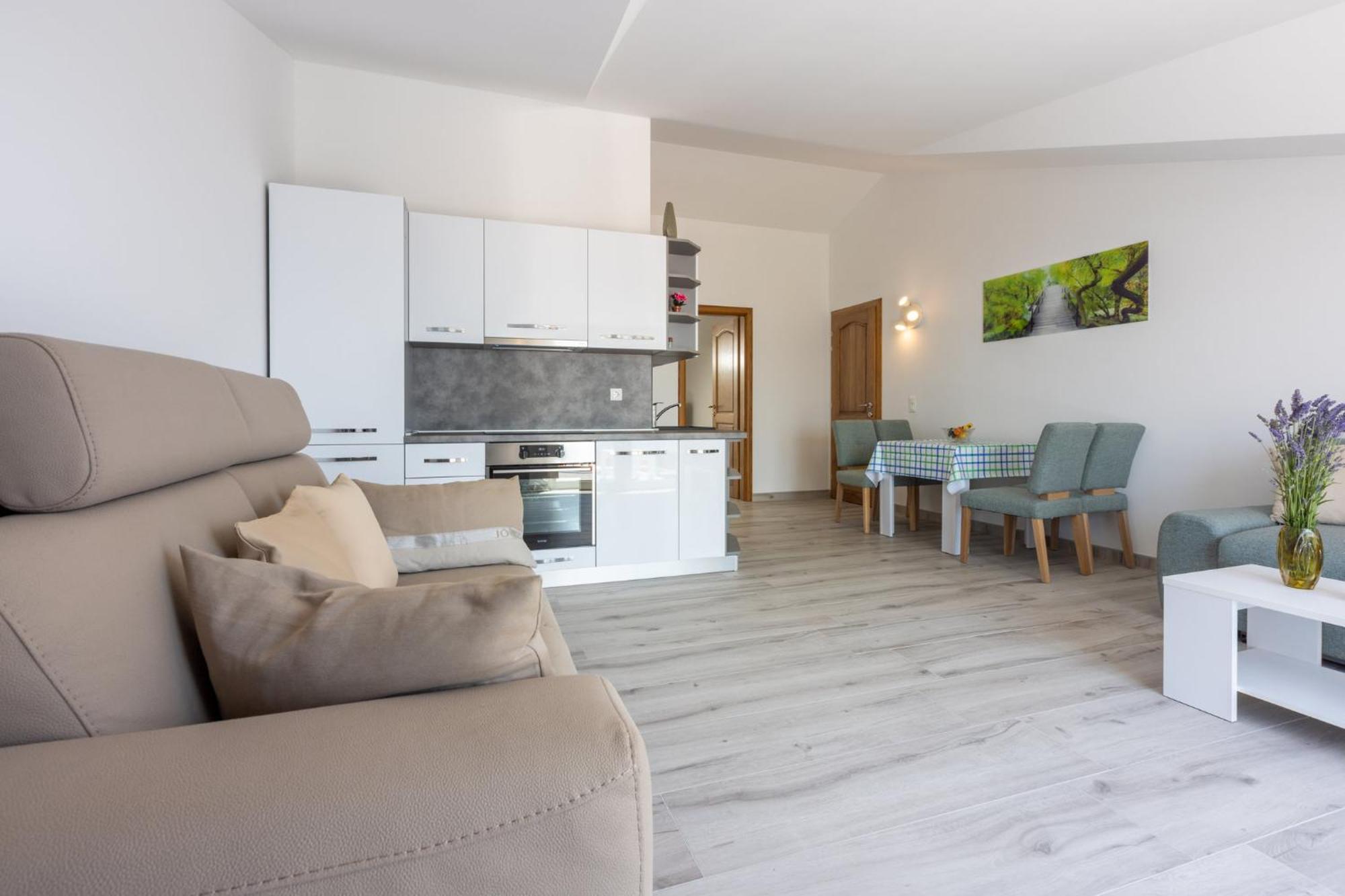 Apartments Sunshine D Цриквеница Экстерьер фото